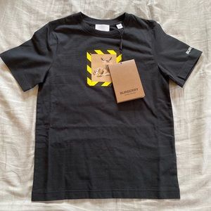 Burberry kids t-shirt with tags